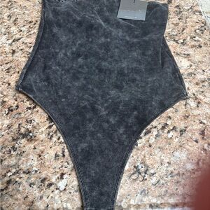 Le Lis Charcoal Ribbed Fabric